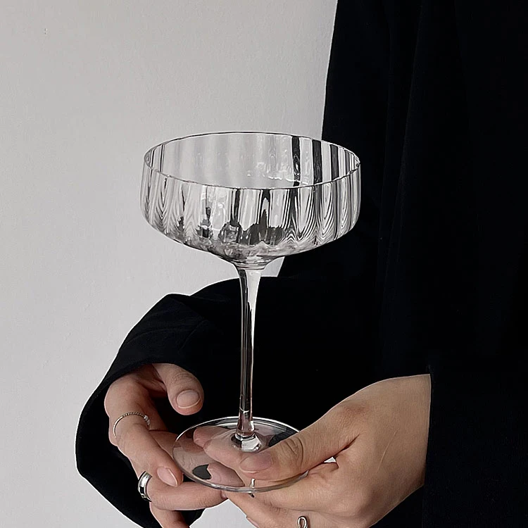 

Creative Cocktail Glass Champagne Flutes Decor Home Party Ice Cream Dessert Cup Coffee Milk Wine Goblet Drinking Glasses Cups