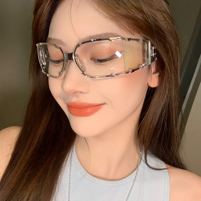 

Women Fashion Sunglasses Steampunk Sun Glasses for Female One-piece Lens Anti Reflection Driving Male