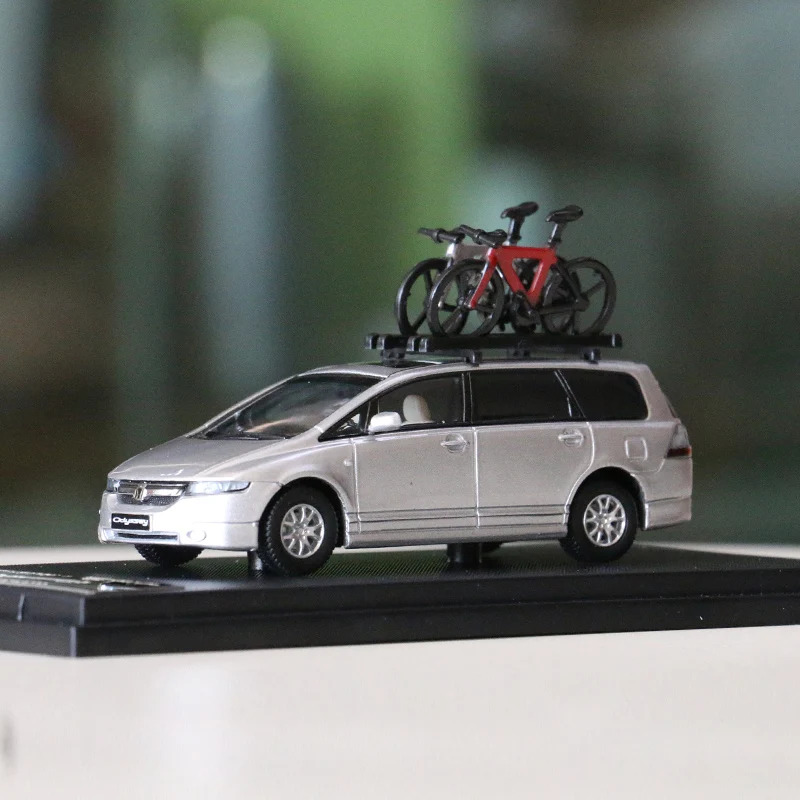 Street Weapon 1:64 Honda Odyssey SUV With Accessories Alloy Simulation Model Car