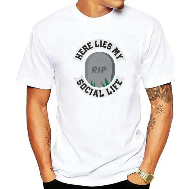 

Классическая мужская футболка с надписью Social Life R.I.P