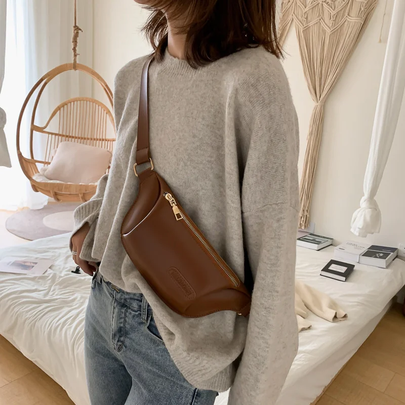 

Women's Bag Trend 2023 Waist Belt Bag Bananas Shoulder Bags Pure Color Leather Designer Chest Bag Female Handbag Shopper Purse