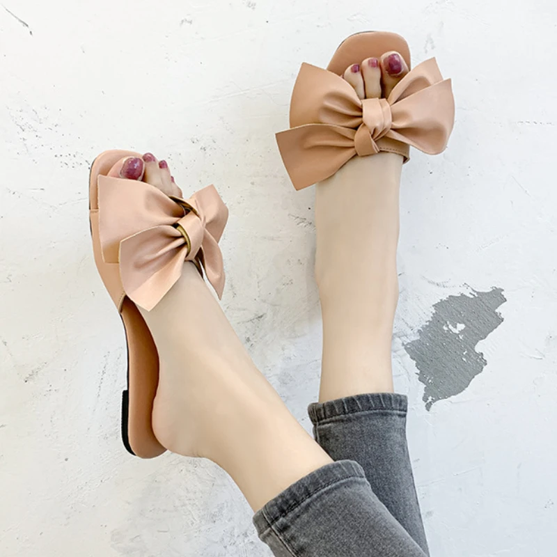 Сандалии женские атласные с жемчугом пляжные босоножки на плоской подошве