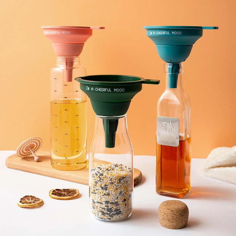 

Silicone Collapsible Funnel Food Grade Mini Foldable Funnel Kitchen Tools for Water Bottle Liquid Transfer Dropship