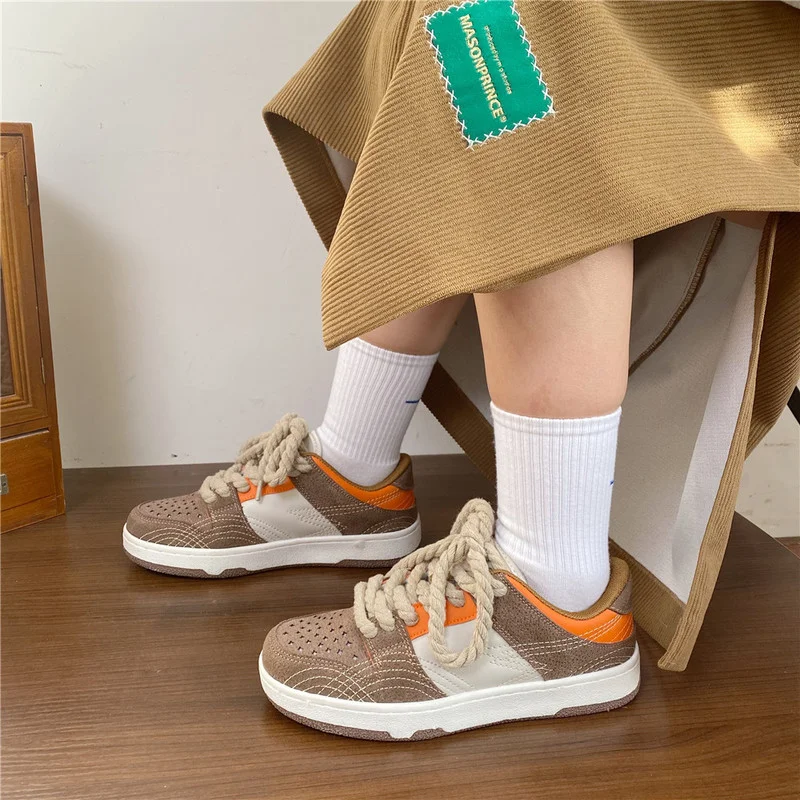 Women Shoes Fashion Sneakers Unisex Classics Trainers Woman Skate Shoes Casual Loafers Ladies Plus Size Student Sports Quality