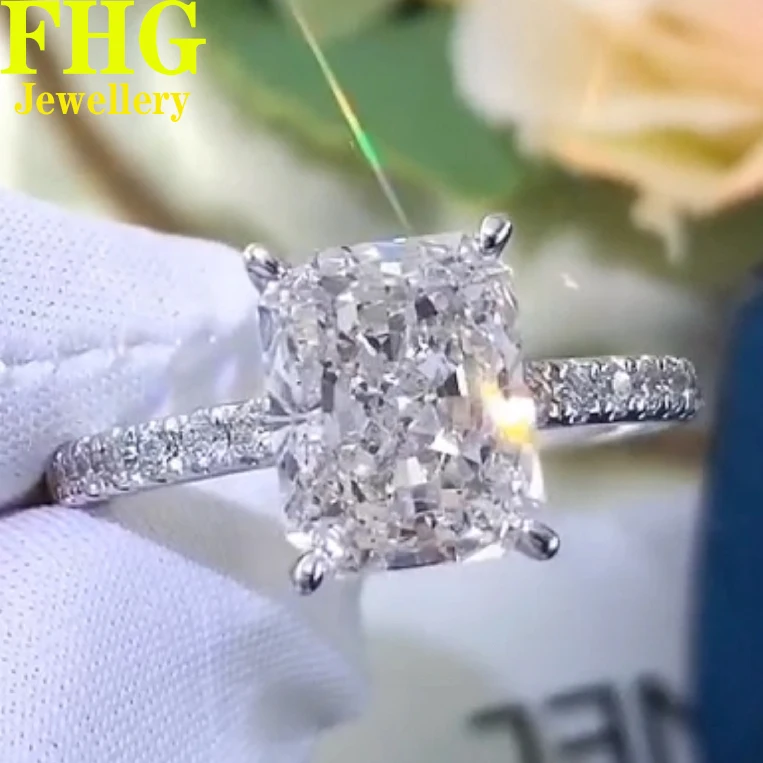 

1.2.3. Carat Solid Au750 18K White Gold Ring DVVS1 Moissanite Diamonds Radiant shape Ring Wedding Party Engagement Anniversa