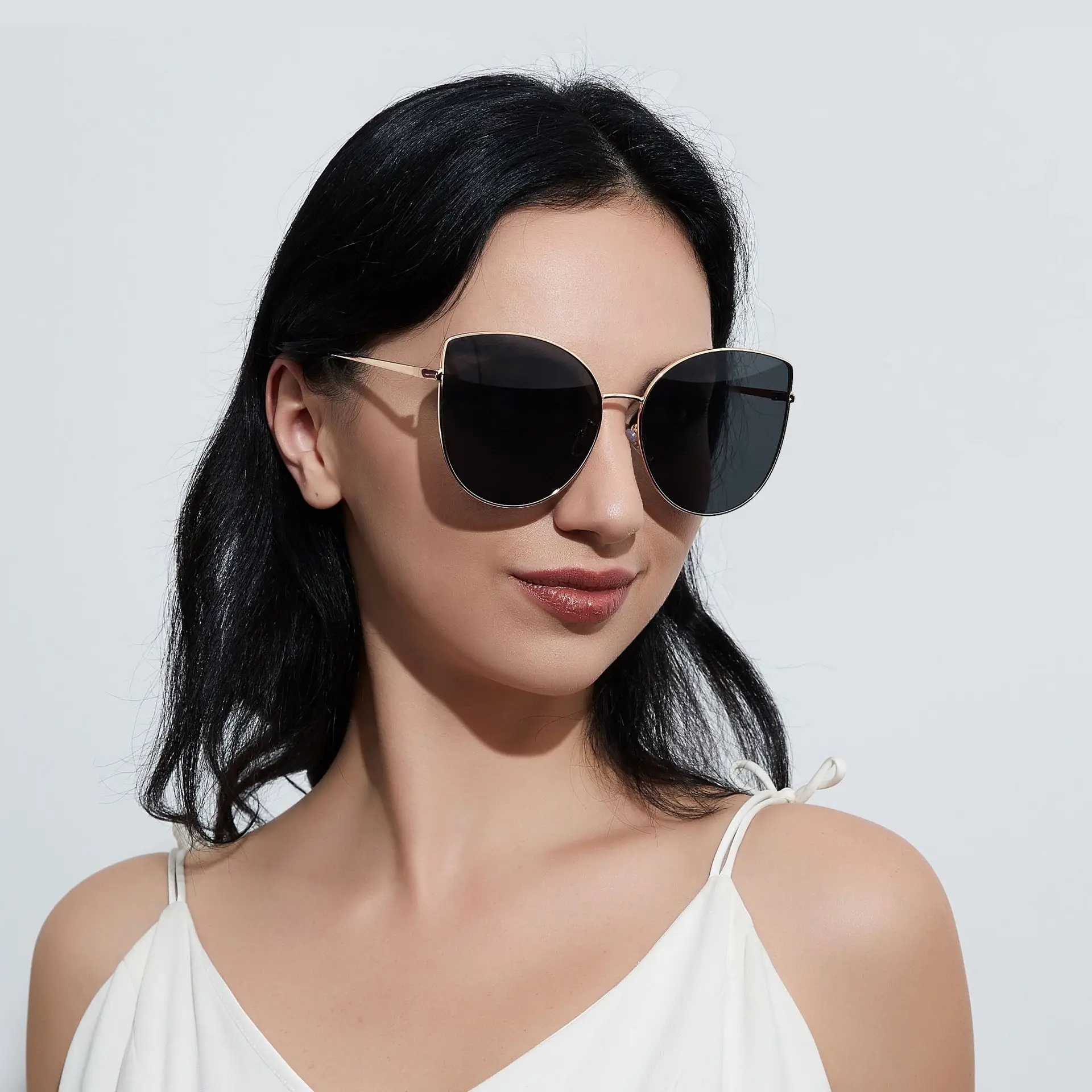 

MYALICE Fashion Cat Eye Sunglasses Women Luxury Brand Fashion Large Frame Square Sun Glasses for Men Retro Trendy Butterfly