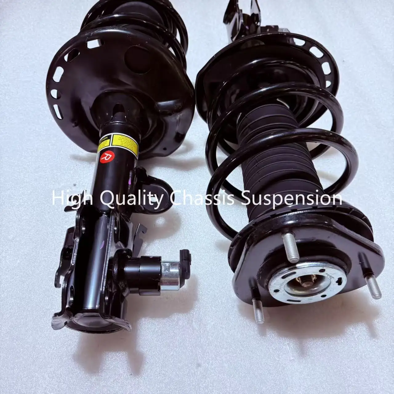 

2 передние амортизаторы в сборе с адаптировкой для Lexus NX200t NX300 2015-2021