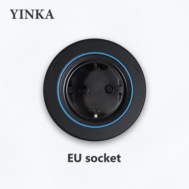 

YNKA универсальная настенная розетка с USB черного цвета