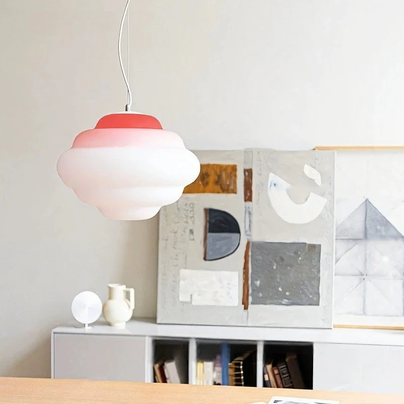 Подвесной светильник в скандинавском кремовом стиле синий стеклянный блеск