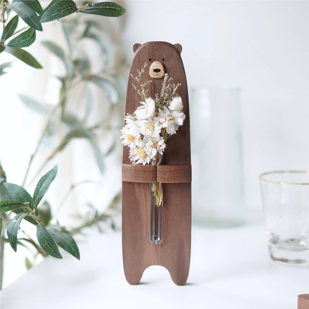 

Black Walnut Bear Flower Can Be Attached To The Refrigerator Tabletop Decoration of Dried Flower Glass Decorative Gifts