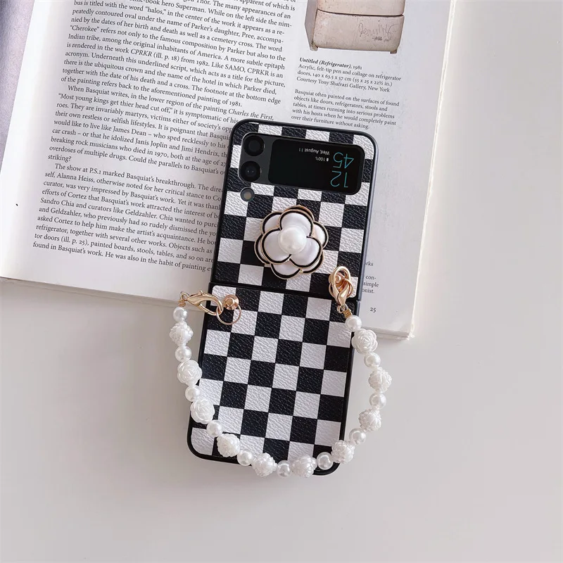 

Creative Lattice Camellia Chain Phone Case for Samsung Galaxy Z Flip 3 5G Hard PC Back Cover for ZFlip3 Case Protective Shell
