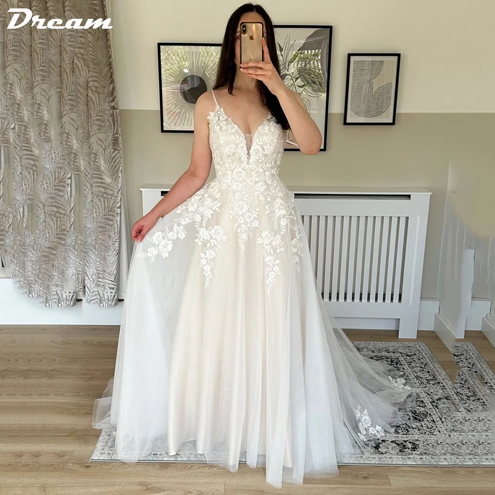 

DREAM Spaghetti Straps V Neck Lace Mermaid Wedding Dresses Sleeveless Appliqued Beach Bride Gowns Backless Bohemian Bridal Dress