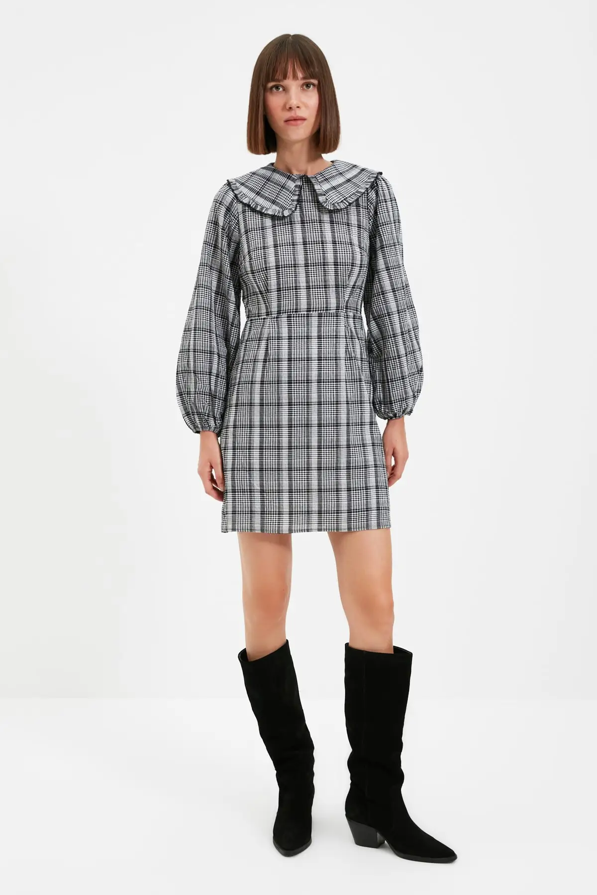 

Trendyol Collar Detailed Plaid Dress TWOAW22EL0376