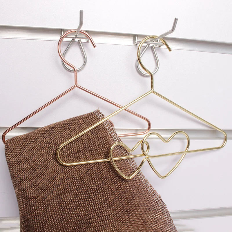Nordic style Rose Gold Iron Heart Shape Hangers Durable Coat Hanger for Adult Clothing Drying Rack Hanging Supplies 30cm 1pc