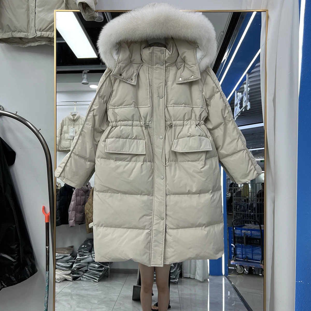 

2022 Women 90% Duck Down Jacket Thick Warm Female Feather Coat Slim Parkas Real Fox Fur Hooded Winter Long Puffer Jacket