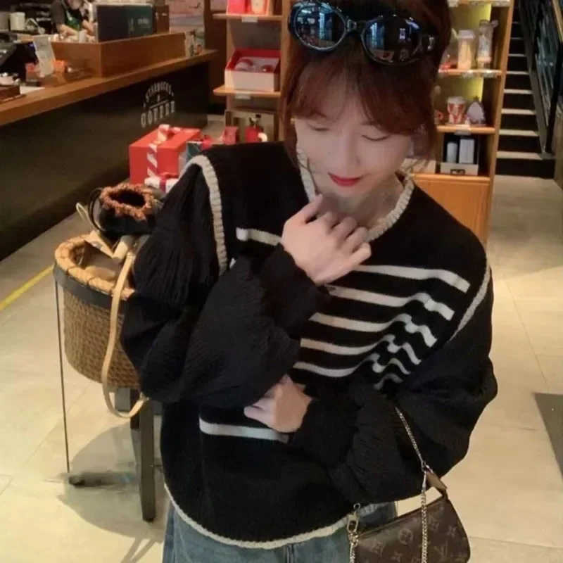 Женские черно-белые полосатые искусственные вязаные свитера из двух частей