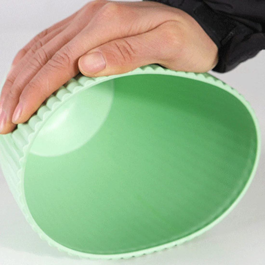 

Plastic Planter Pots for Plants, 5 Pack 6 Inch Flower Pots with Drainage Holes and Saucers, for Indoor Outdoor D