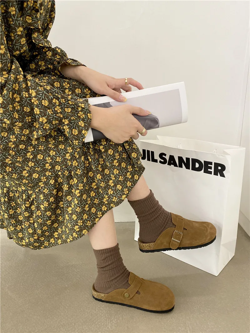 2023 Spring Women's Closed Toe Slippers Cow Suede Leather Clogs Sandals For Women Retro Fashion Garden Mule Clog Slides 35-39