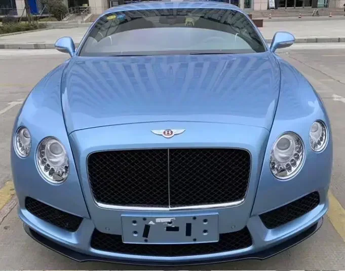 Новинка! Комплект для корпуса из настоящего углеродного волокна Bentley Continental GT 2012