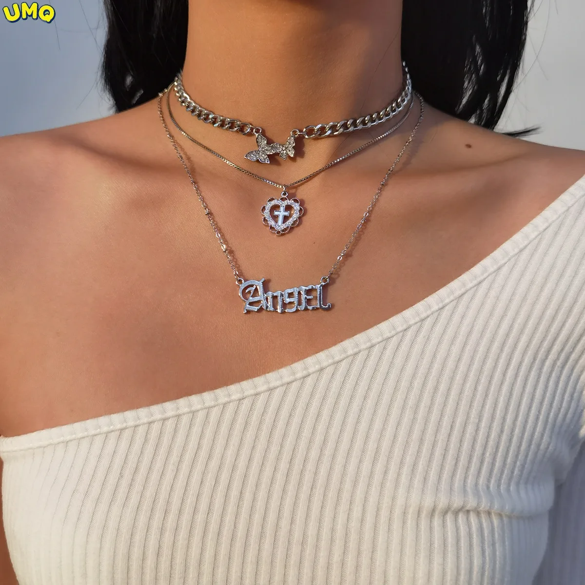 

Fashion jewelry Temperament Versatile Letter Diamond Butterfly Necklace Simple Heart-shaped Cross Necklacegifts for Women