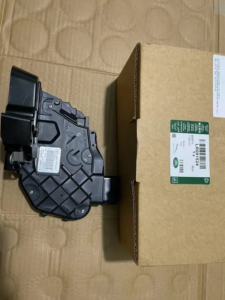

LR091524 LR011275 LR072413 C2D5635 JDE38171 Evoque found 4 right front door lock machine right front door lock block