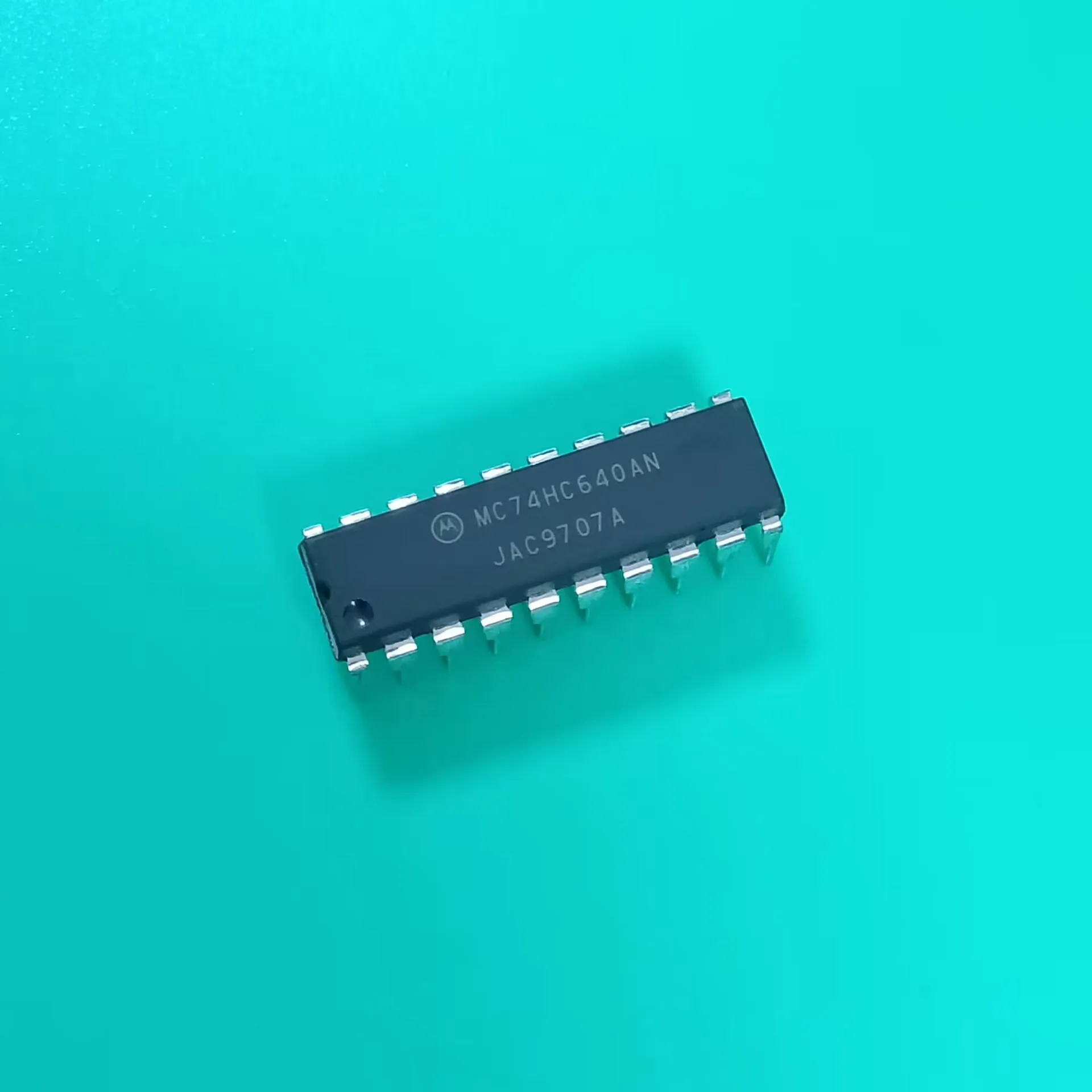 5 шт./партия, трансивер MC74HC640AN DIP20 MC74HC640 AN IC 6 в MC74HC 640AN MC74 HC640AN MC 74HC640AN MC74HC640N