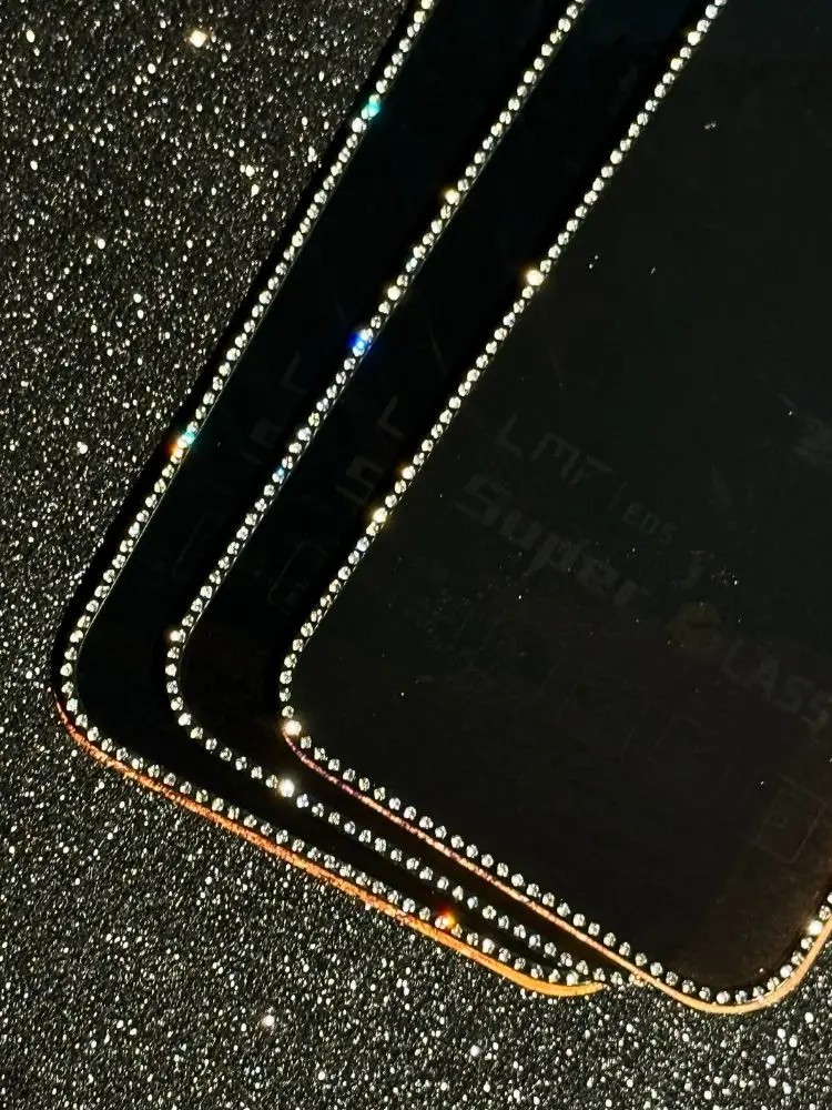 Роскошное алмазное стекло для iPhone 15 Pro Max 14 16 Plus 12 Блестящий протектор экрана со