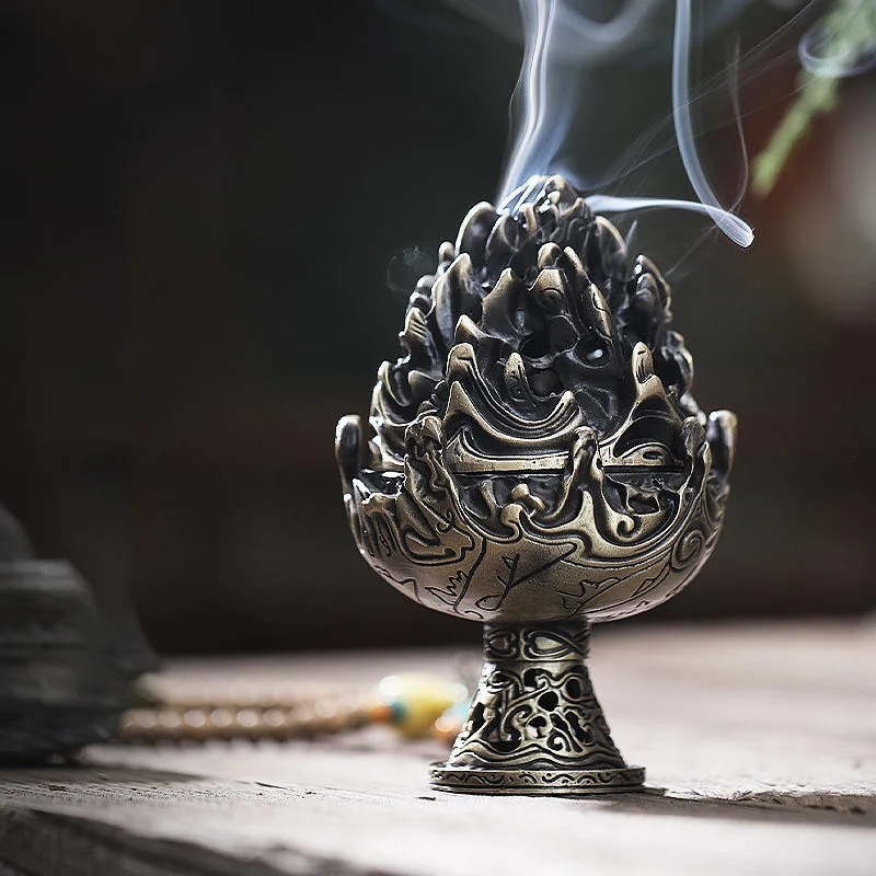 

Buddhist Sense Brass Alloy Cone Incense Burner Bronze Censer Tea Ceremony Antique Ornament Home Decoration Traditional Thurible