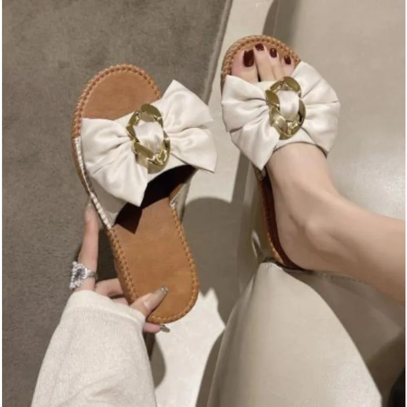 Сандалии женские с металлической пряжкой шлепанцы бантом мягкая подошва
