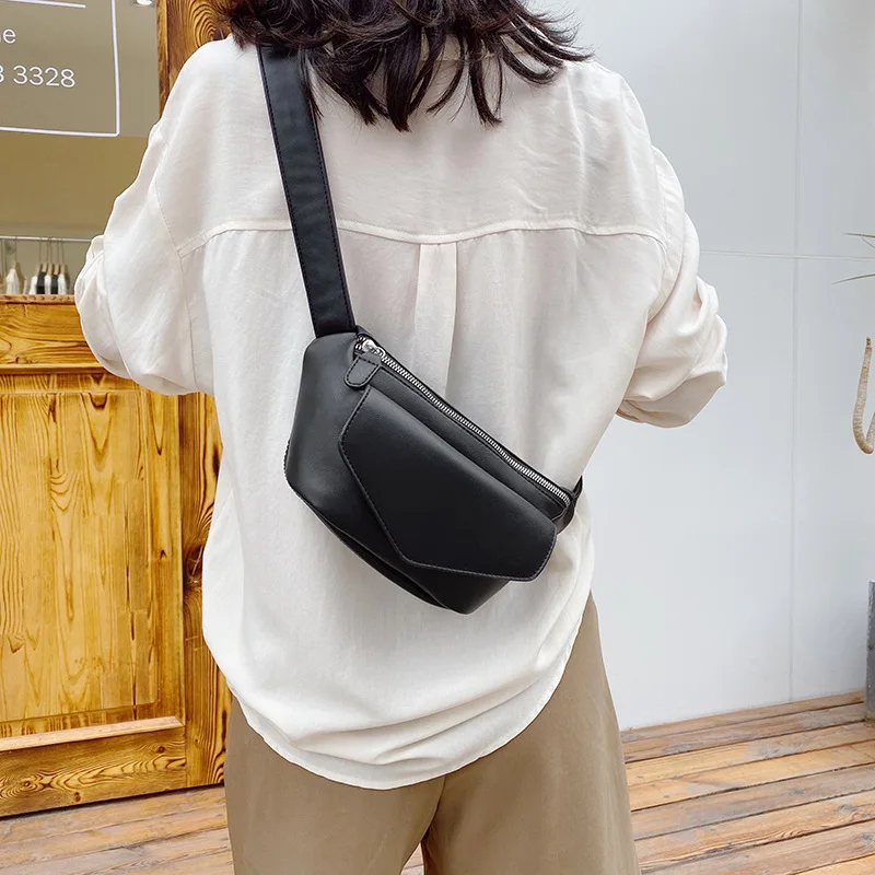 Casual Waist Bags for Women Leather Shoulder Bag Travel Small Chest Bag Solid Color Women Fanny Pack Belt Purses Female Bolsos