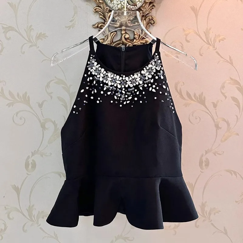 Блузка женская летняя черная с бусинами на бретельках