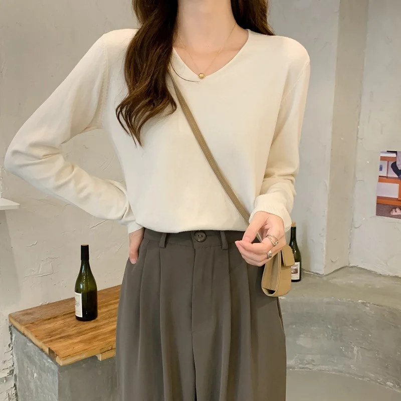 

Winter T-shirt solid color V-neck casual new long sleevesgray