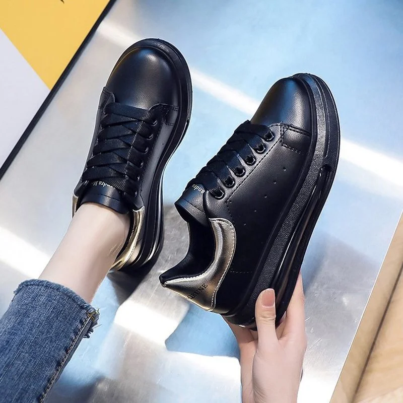 

2022 New Fashion Genuine Leather Cushion Women Shoes Casual Outdoor Flats Casual Shoes Woman Couple Sneakers Zapatos De Hombre