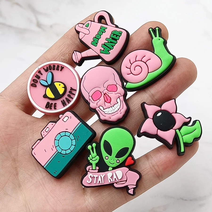 Novelty Design Pink Series PVC Shoe Charms Sandal Accessories Snail Skull Alien Diy Shoe Buckle Decoration Jibz For Croc Charms