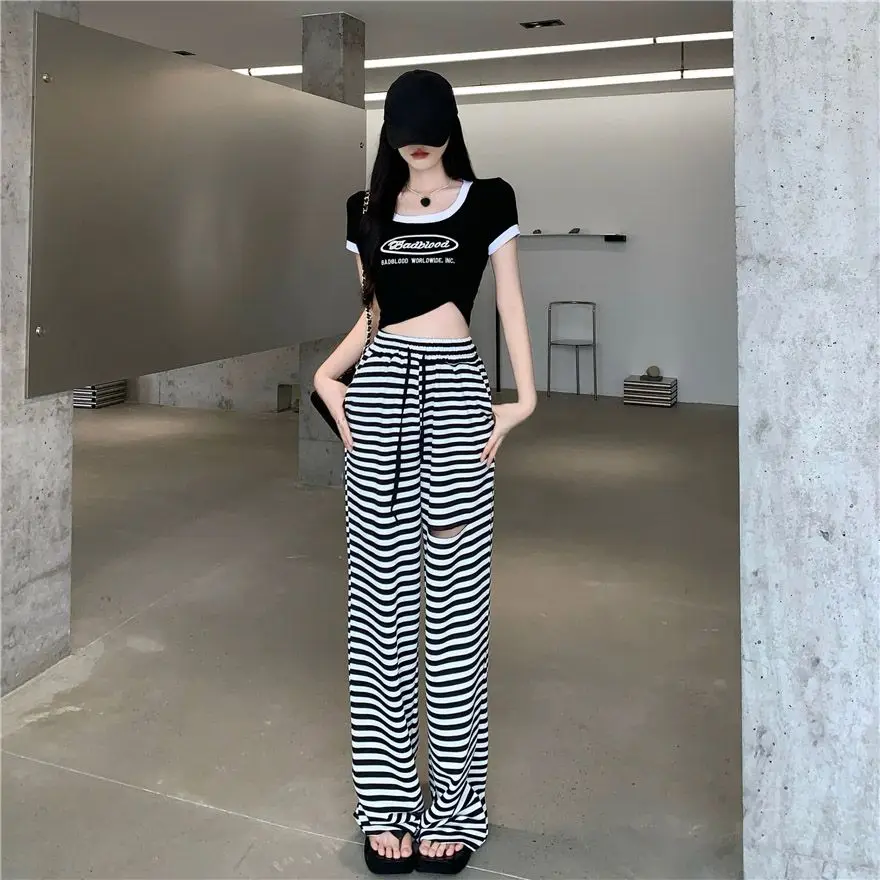 

2023 Two-piece Suit Female Summer Korean Fashion Splicing Printed Letters T-shirt Casual Hole Striped Straight Pants Y2K