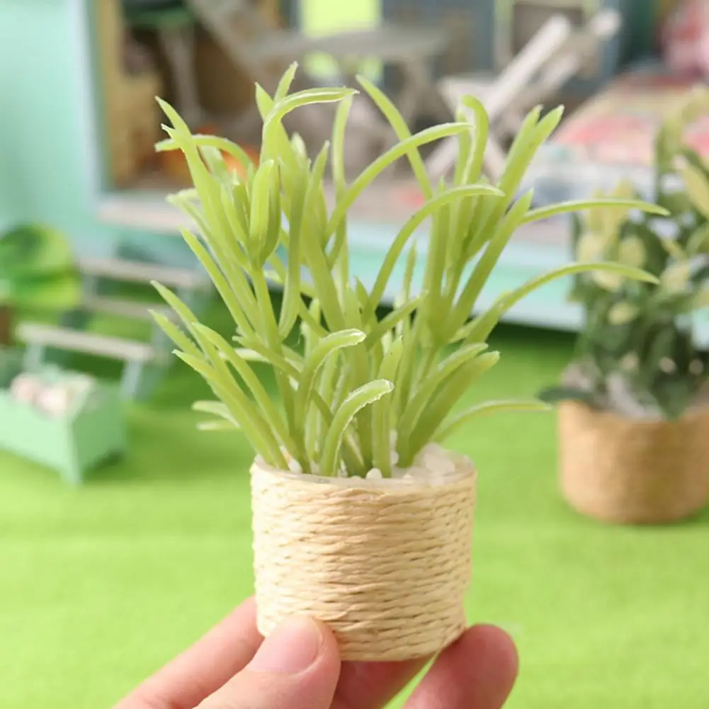 

Mini Pant Model Beautiful High Reduction Small Size OB11 BJD Doll House Furniture Decoration Accessories for Children