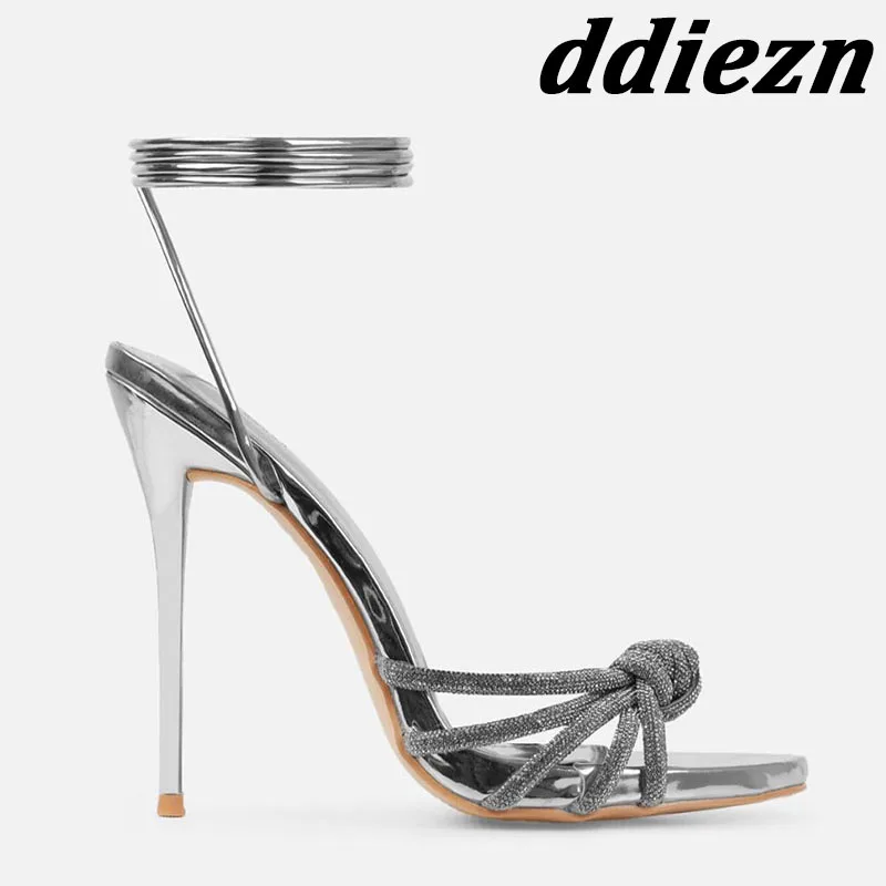 

Туфли-лодочки женские с кристаллами, на тонком высоком каблуке