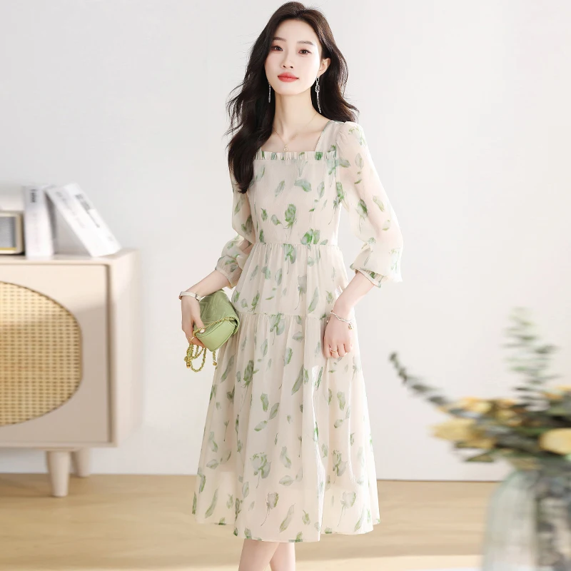 Женское шифоновое платье с цветочным принтом длинным рукавом и квадратным