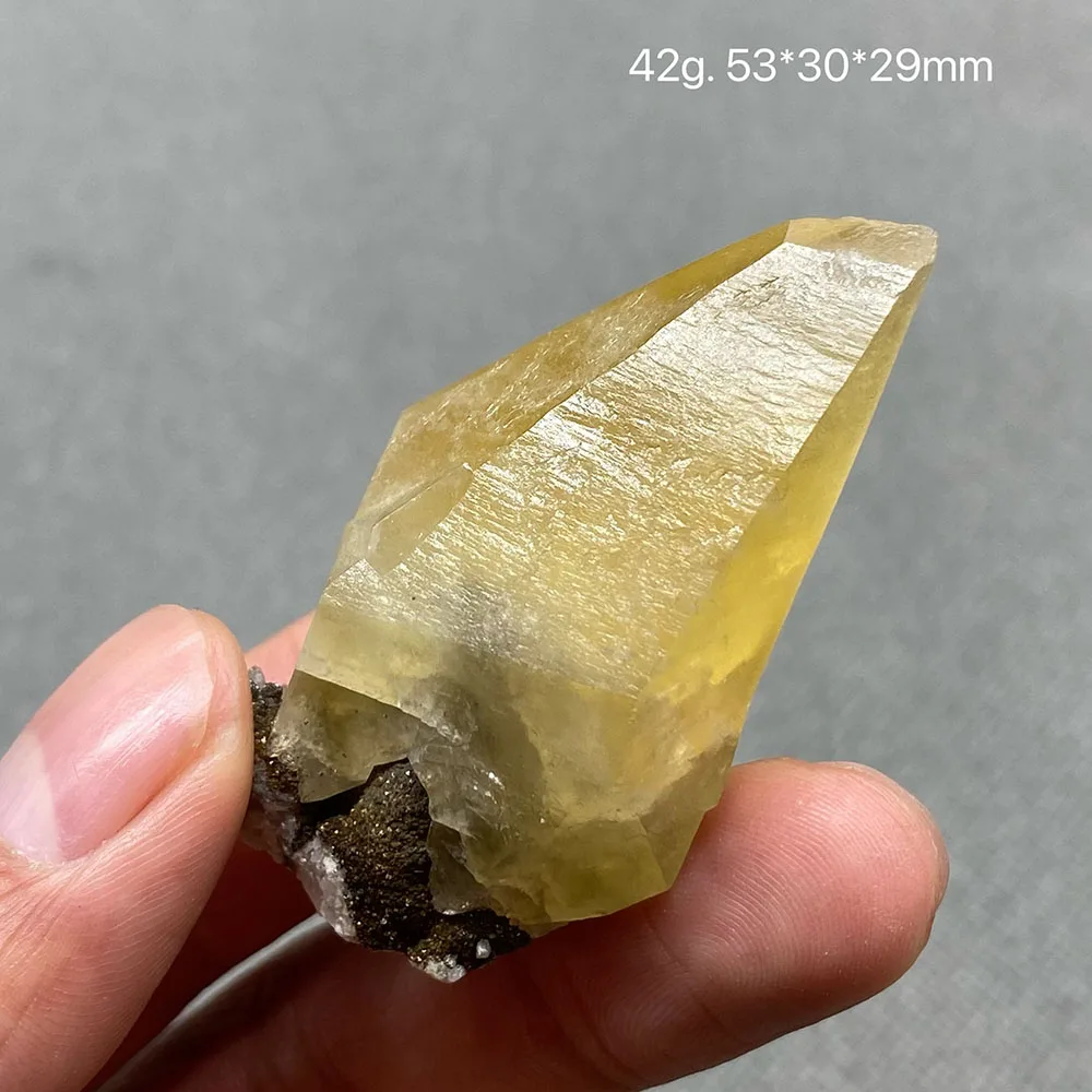 

100% Natural Yellow Calcite Gem Grade Crystal Pyrite Rough Ore Specimens from Hubei Province, China