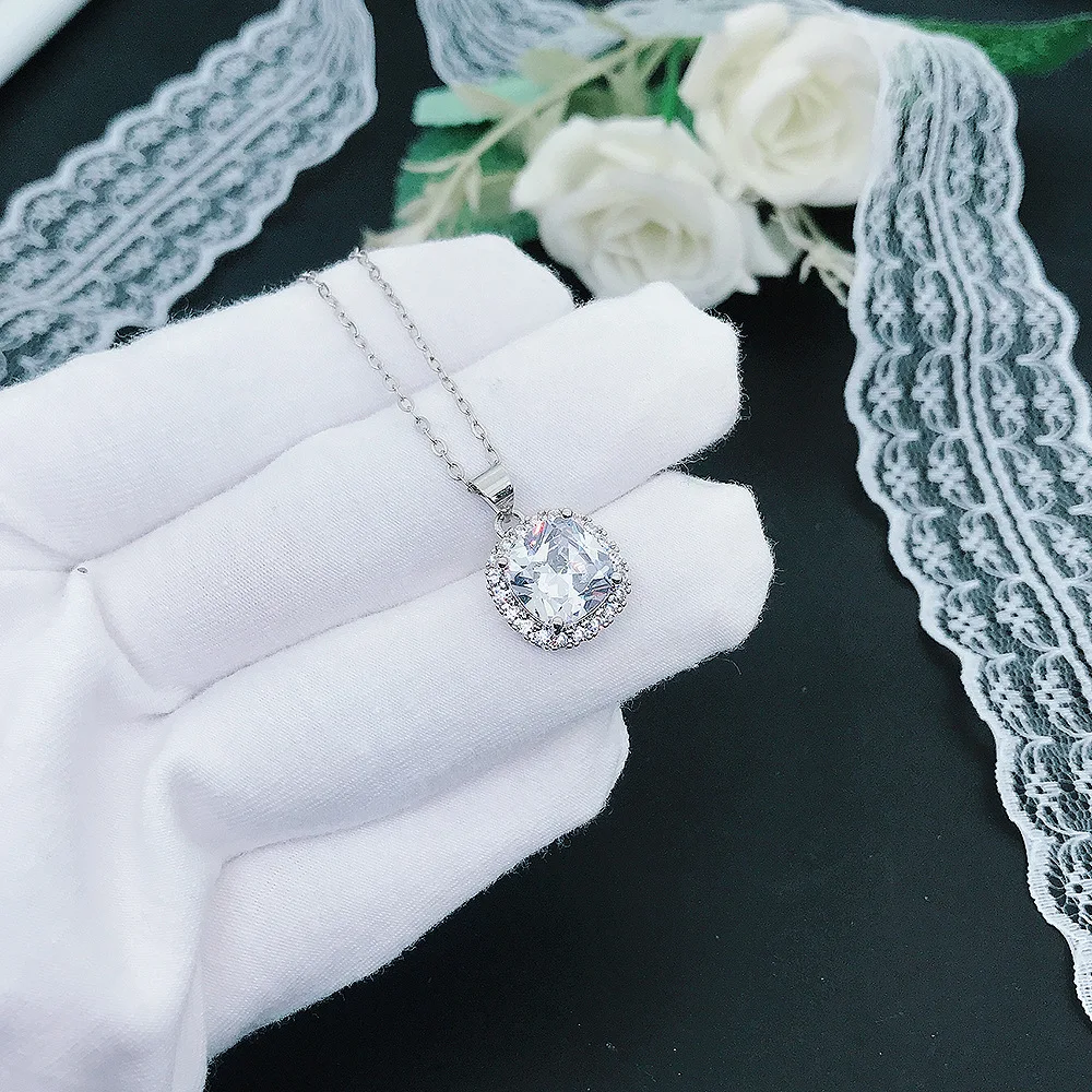 

Real S925 Sterling Silver Square VVS1 Diamond Pendant Jewelry for Women Fine Silver 925 Jewelry Necklace Bizuteria Pendants Box