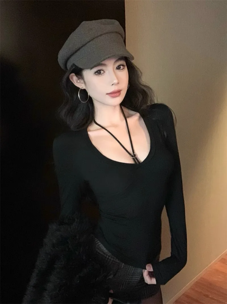 Pure Desire Gyaru Сексуальный топ с глубоким вырезом и v-образным висячим воротником