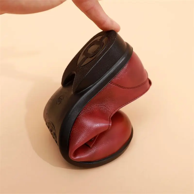 Retro Red Women Shoes Designers Female Stitching Loafers 2023 Casual Slip On Flats Waterproof Soft Mom Moccasins Ballet Flats