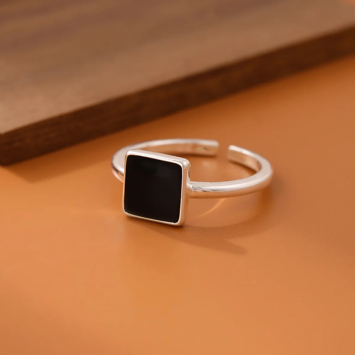 Женские винтажные кольца в готическом стиле