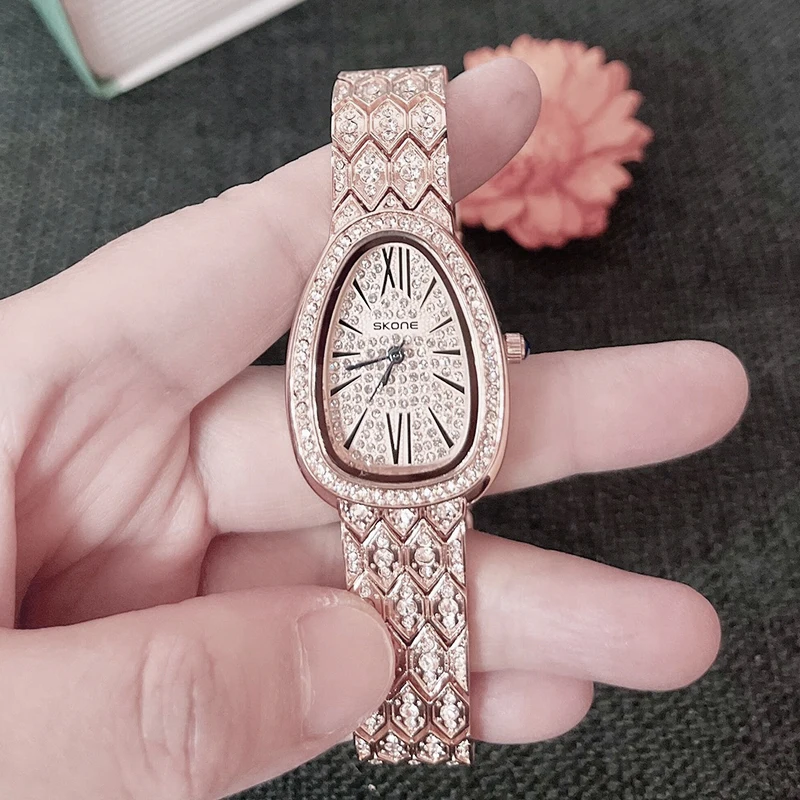 Водонепроницаемые персонализированные женские часы со змеиной головой и