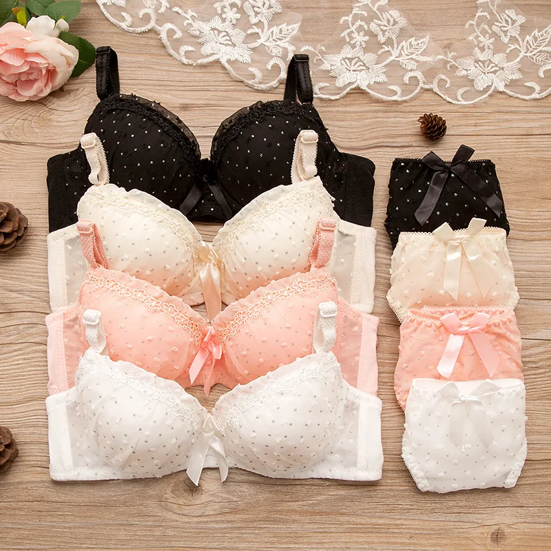 Young Girl Lace Sexy Underwear Bras and Panty Set for Girl Puberty Student Push Up Bras No Wire Brassiere 3/4 Cup Lingerie Teen