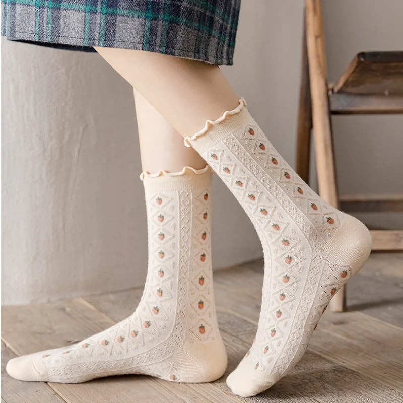 

Женские винтажные забавные чулки Harajuku в стиле ретро, японские милые кружевные Длинные носки с оборками и вышивкой