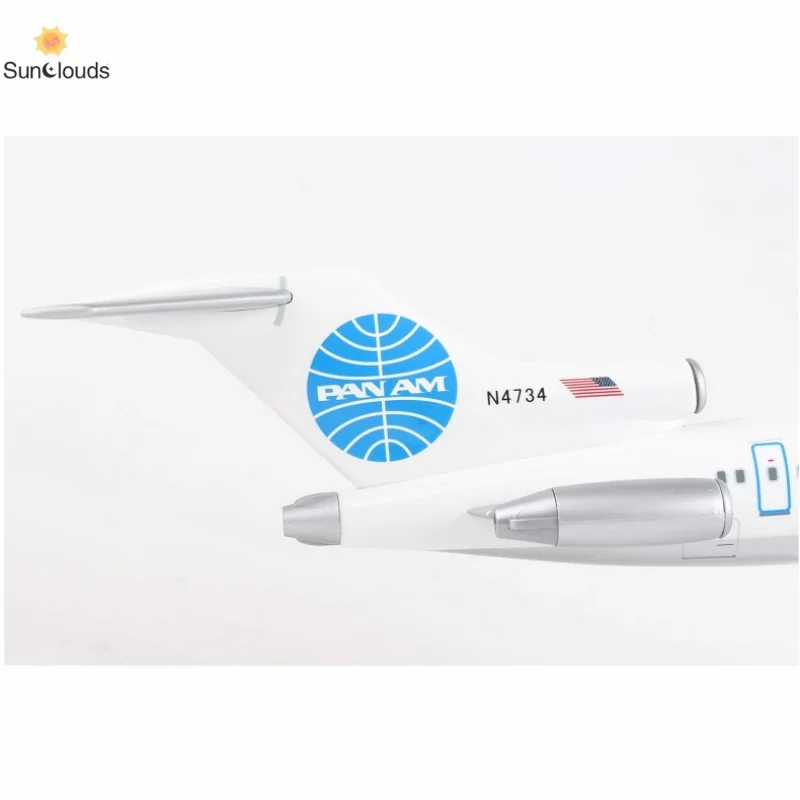 Коллекционная модель самолета Daron SkyMarks PanAm 727-200 1/150