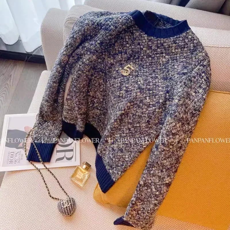 Синий французский классический твидовый вязаный свитер пуловер с номером 5 брошь