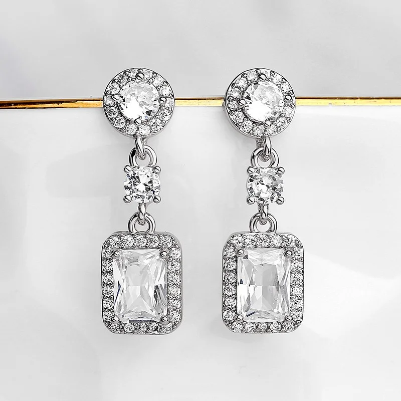 

2022 New Fashion Simple Square White Zircon Dangle Earrings for Womens Wedding Jewelry Party Accessories