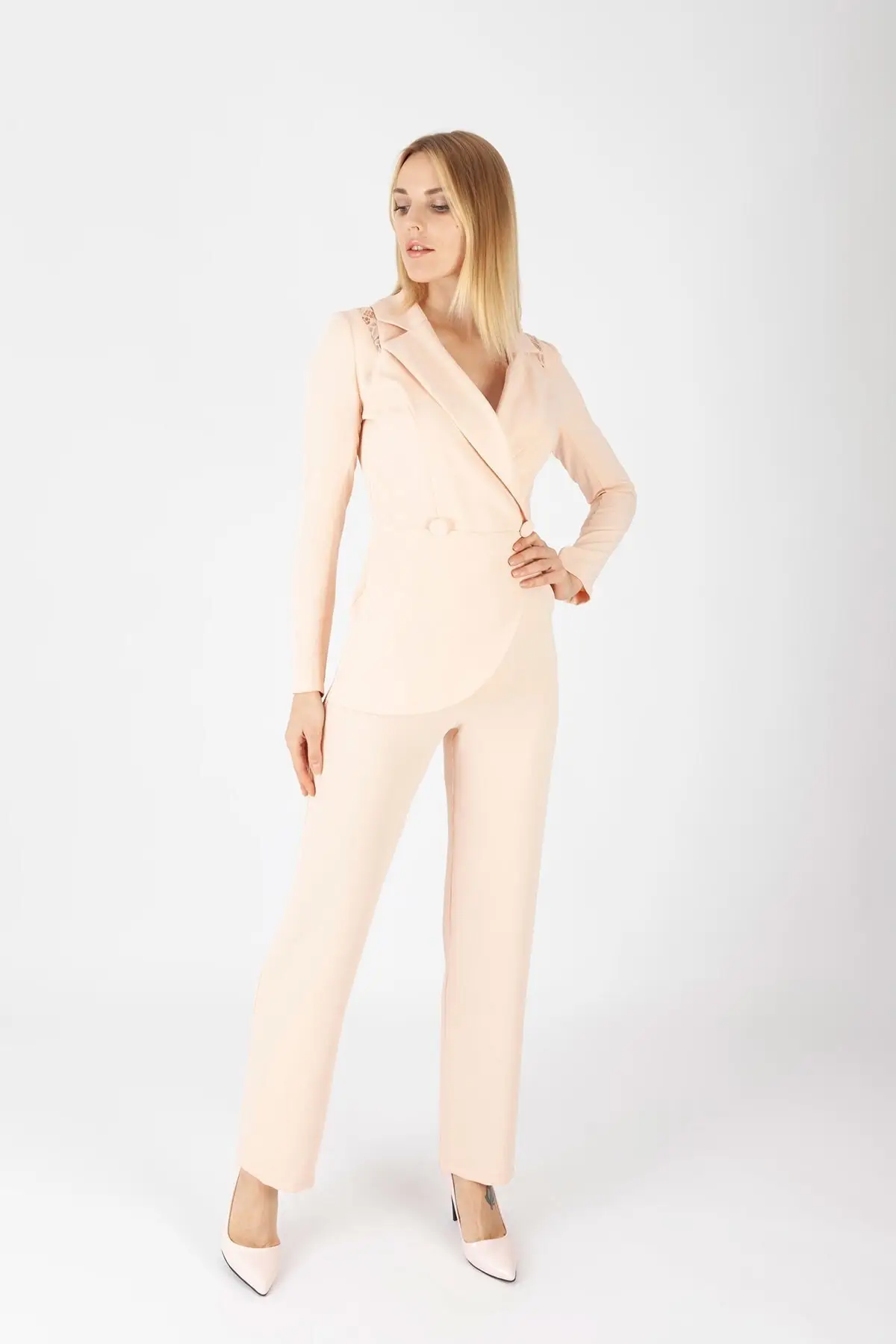 

Women's Overalls Back Lace Detail Jumpsuit Hot Style Quality Fabric Sleeveless Baggy Trousers Casual Jumpsuit